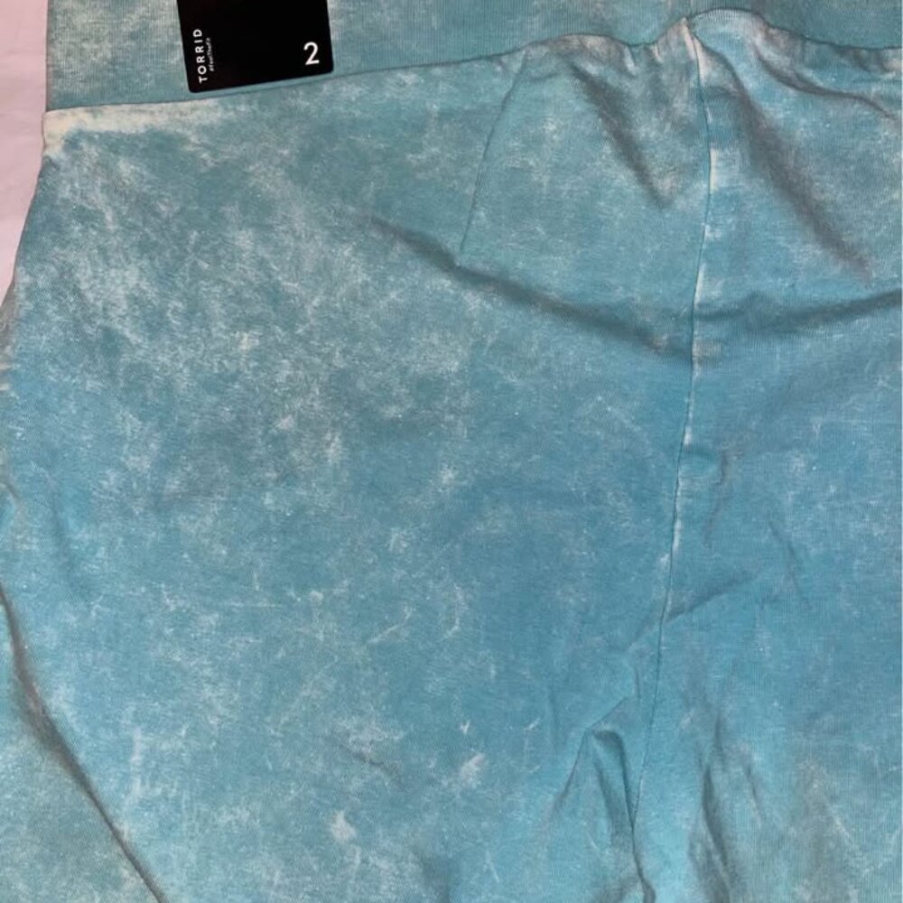 New! Torrid Capri Leggings size 2X (18-20) - Picture 7 of 10